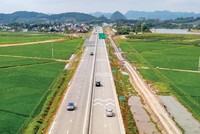 Tính đến đầu tháng 9/2023, có 4 dự án thành phần đường bộ cao tốc Bắc - Nam phía Đông, đoạn từ Ninh Bình đến Nghệ An đã thông xe, đưa vào khai thác.
