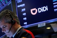 Siêu ứng dụng gọi xe Didi của Trung Quốc đã hủy niêm yết khỏi Sàn giao dịch chứng khoán New York chỉ vài tháng sau đợt IPO vào tháng 6/2021 sau một cuộc điều tra pháp lý của Trung Quốc. Ảnh: Reuters.