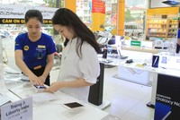 Sức cầu với sản phẩm ICT cải thiện khi bước vào mùa tiêu dùng cuối năm.