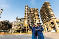 Ngành dầu khí đang có triển vọng tích cực, nhất là nhóm thượng nguồn.