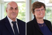 Hai nhà khoa học Katalin Karikó (phải) và Drew Weissman.