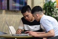 TTCK vẫn đang thu hút nhà đầu tư mới, nhưng số lượng ở mức thấp so với giai đoạn 2021 - 2022.