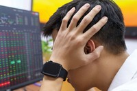 Mốc 1.200 điểm của chỉ số VN-Index vẫn là ngưỡng ám ảnh thị trường suốt nhiều năm qua.