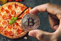 Hành trình 15 năm của chiếc pizza đắt nhất lịch sử loài người