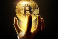 Bitcoin áp sát mốc 110.000 USD sau thông báo về thỏa thuận thương mại Việt - Mỹ