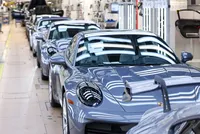 Porsche ghi nhận nửa đầu năm tệ nhất trong 6 năm