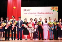Đại hội đồng cổ đông thường niên 2017 của HDBank đã bầu ra HĐQT nhiệm kỳ 2017 - 2022 gồm 9 thành viên