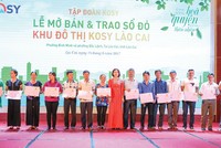 Lễ trao sổ đỏ cho cư dân Khu đô thị Kosy Lào Cai 