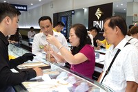 Mức sống của người dân tăng lên, nhu cầu tiêu thụ nữ trang ngày một lớn