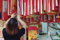 Giở thời gian theo từng tờ lịch