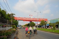 Địa ốc 7 ngày: Nóng cơn sốt đất tại TP.HCM