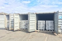 Lô hàng khai báo là vải vụn, nhưng thực tế chứa kim loại nhôm được đúc dạng thỏi và đồng phế liệu