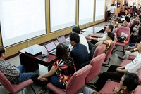 Náo nhiệt kỳ đổi rổ ETF