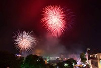 Hà Nội rực rỡ pháo hoa mừng đại lễ thống nhất