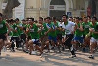 Giải chạy của hơn 2.000 người trong “giới văn phòng”