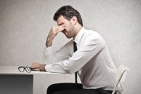 Công việc nhàm chán khiến Frédéric Desnard cảm thấy stress. Ảnh minh họa: Alamy