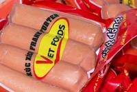 Viet Foods cho rằng những thông tin mà Đội quản lý thị trường số 14 Hà Nội đưa ra là không có căn cứ và gây tổn hại đến thương hiệu và thiệt hại về sản xuất