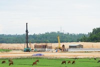 Bão giá vật liệu, nhà thầu "cuống cuồng” kiến nghị điều chỉnh giá