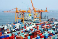 Với nhiều điểm mới, sửa đổi theo hướng tiến bộ, đáp ứng yêu cầu hội nhập và phát triển, Luật Thuế xuất khẩu, thuế nhập khẩu 2016 được kỳ vọng sẽ mang lại những hiệu ứng tích cực, thúc đẩy kinh tế phát triển. 