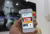 Các chức năng trên iPhone 4s vẫn hoạt động tốt và mượt mà.