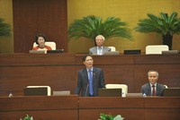 Ông Trần Tuấn Anh, Bộ trưởng Bộ Công thương giải trình với Quốc hội.