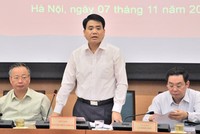 Chủ tịch UBND TP. Hà Nội Nguyễn Đức Chung phát biểu tại phiên họp tập thể UBND Thành phố tháng 11/2016