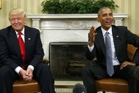 Tổng thống đắc cử Donald Trump và Tổng thống Barack Obama phát biểu với báo giới sau cuộc gặp tại Nhà Trắng hôm 10/11. Ảnh: Reuters.