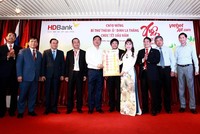 Bí thư Thành ủy TP.HCM Đinh La Thăng chúc Tết HDBank và Vietjetair