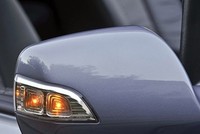 Những trường hợp bắt buộc phải bật xi-nhan ở Việt Nam