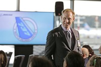 Phó chủ tịch cấp cao Boeing Patrick Shanahan trong một buổi ra mắt sản phẩm. Ảnh:Sputnik.