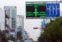 Ngoài tình hình giao thông, sắp tới các thông tin về mức độ ô nhiễm môi trường sẽ được đưa lên các biển báo điện từ trên đường để người dân theo dõi. Ảnh:H.C
