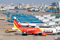 Hàng không tăng giá, cháy vé dịp lễ 30/4