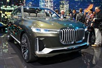 Mẫu concept ra mắt ở triển lãm tại quê nhà Đức, hứa hẹn mẫu SUV mới trong tương lai gần. Ảnh:Carlist.