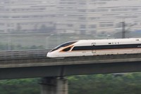 Tàu cao tốc Fuxing của Trung Quốc chạy tuyến Bắc Kinh - Thượng Hải. Ảnh:Reuters