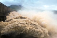 Thủ tướng chỉ đạo khẩn cấp ứng phó mưa lũ và đảm bảo an toàn hồ đập