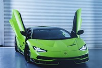 Lamborghini Centenario - siêu bò xanh lá