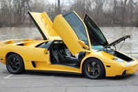 Những cách mở cửa khác thường chỉ có ở siêu xe