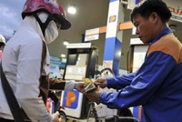 Giá xăng tăng từ 15h chiều nay