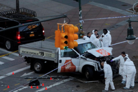 Hiện trường vụ đâm xe ở New York ngày 31/10. Ảnh:Reuters.