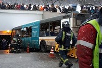 Lao xe vào hầm đi bộ tại Moscow, 5 người thiệt mạng