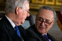 Lãnh đạo phe Cộng hòa tại Thượng viện Mitch McConnell (trái) và lãnh đạo phe Dân chủ Chuck Schumer. Ảnh:Getty Images.