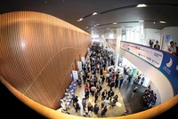 Doanh nghiệp Việt Nam không chỉ tham dự, có mặt tại các sự kiện, mà còn là một bàn tay làm nên thành công của APEC 2017, cùng với Chính phủ. Trong ảnh: Cung Hội nghị Ariyana (Đà Nẵng) trong Tuần lễ Cấp cao APEC 2017.