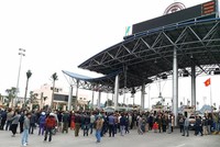 Trạm thu giá BOT Biên Cương ách tắc trong vài ngày qua.