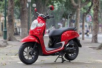 Honda Scoopy 2018 nhập khẩu Indonesia tại Hà Nội. Ảnh: Lương Dũng.