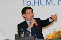 Ông Ngô Thanh Tùng cho biết, hai nữ nhân viên đã xác nhận giấy ủy quyền khi không có mặt khách hàng Chu Thị Bình.