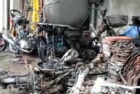 Nhiều xe máy bị thiệu rụi. Ảnh:Gia Chính.