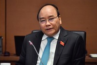 Thủ tướng Nguyễn Xuân Phúc phát biểu thảo luận tại tổ sáng 24/10. Ảnh: TNO