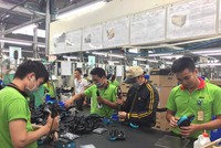 Mặt bằng thưởng Tết nguyên đán các ngành điện tử, may mặc, giày da, năm 2019 dao động 1-2 tháng lương. Ảnh: P.Điền