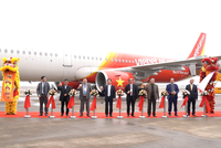 Vietjet khai trương đường bay TP.HCM - Vân Đồn