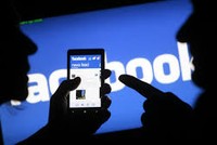 Facebook bị phát hiện chi tiền nhằm gián điệp người dùng